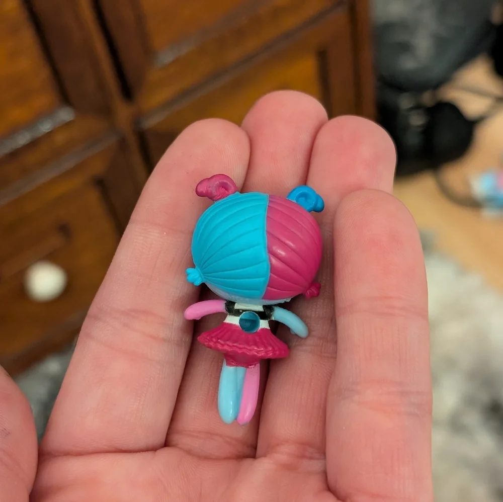 Lalaloopsy Small Doll 1.75" Tall - Picture 2 of 2